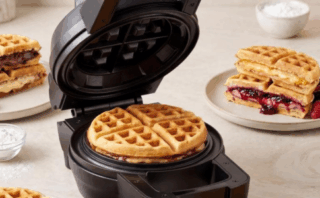 wafelmaker action